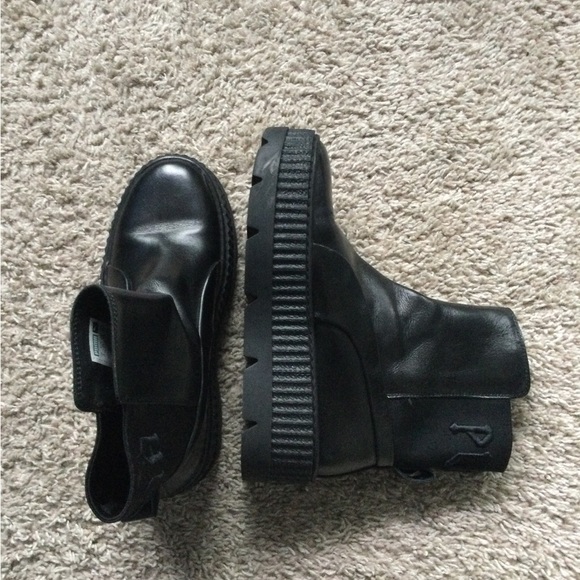 🔥🔥HOST PIC🔥🔥Platform Puma Boots - Picture 7 of 16